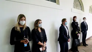 Beyaz Saray'dan yönetim ofislerinde çalışanlara maske zorunluluğu