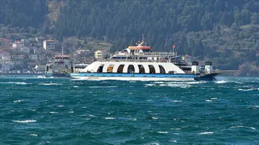 Gökçeada ve Bozcaada arabalı vapur seferleri iptal edildi