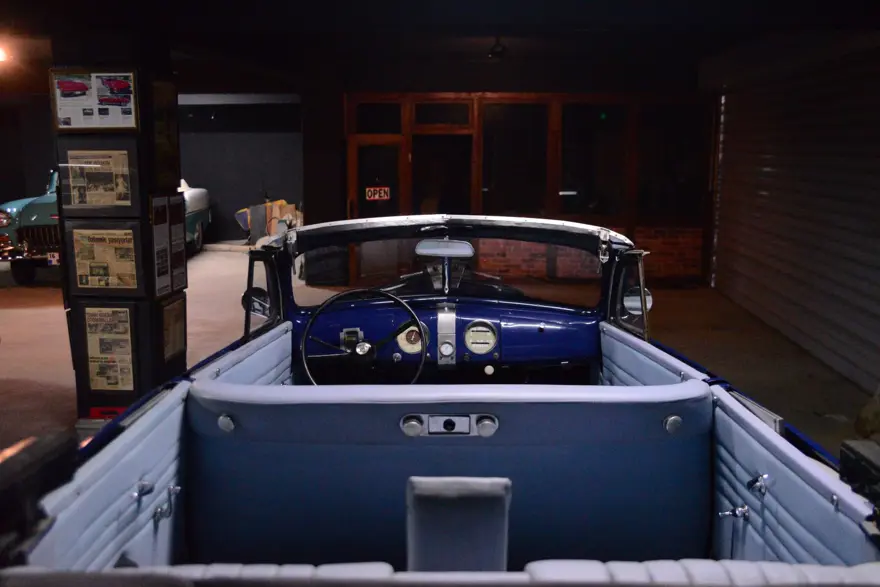 59 yıldır klasik otomobil ve eşya biriktiriyor: Bursa'daki evini müzeye çevirdi 8