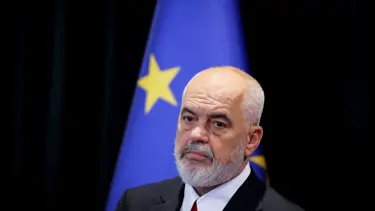 Arnavutluk Başbakanı: Tanrı, Avrupa'ya son bir şans vermek için Trump'ı kurtardı