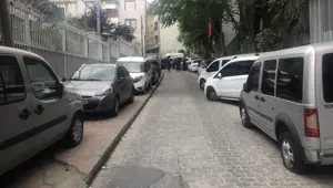 Beyoğlu'nda 13 aracın lastiklerini bıçakla kesen kişi yakalandı