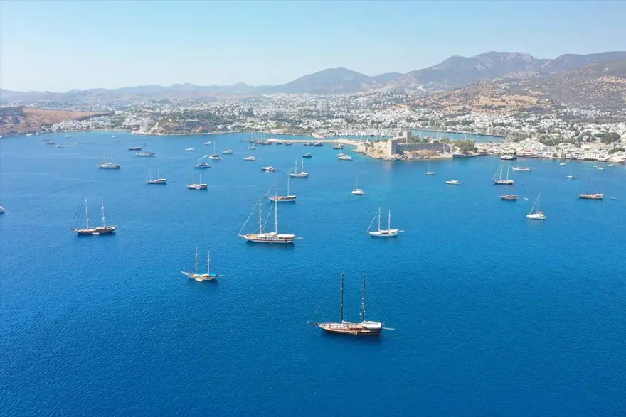 Milyon dolarlık mega yatlar Bodrum'da 