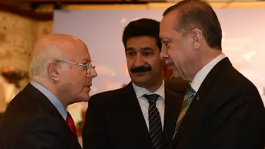 Akil insanların mesaisi uzadı
