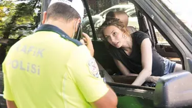 Oyuncu Yasemin Allen'a muayene cezası