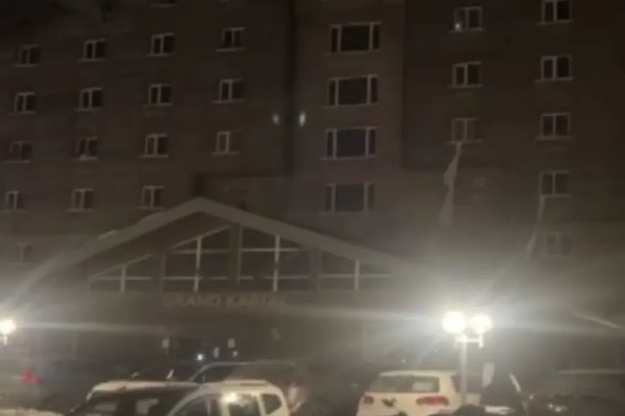 ÇARŞAFLA KURTULMAYA ÇALIŞTILAR 3