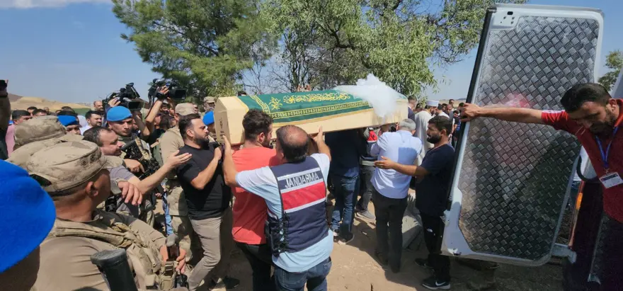 Narin soruşturmasının seyrinin değiştiği an! Çapraz sorguda itiraf etti 16 Narin soruşturmasının seyrinin değiştiği an! Çapraz sorguda itiraf etti 16