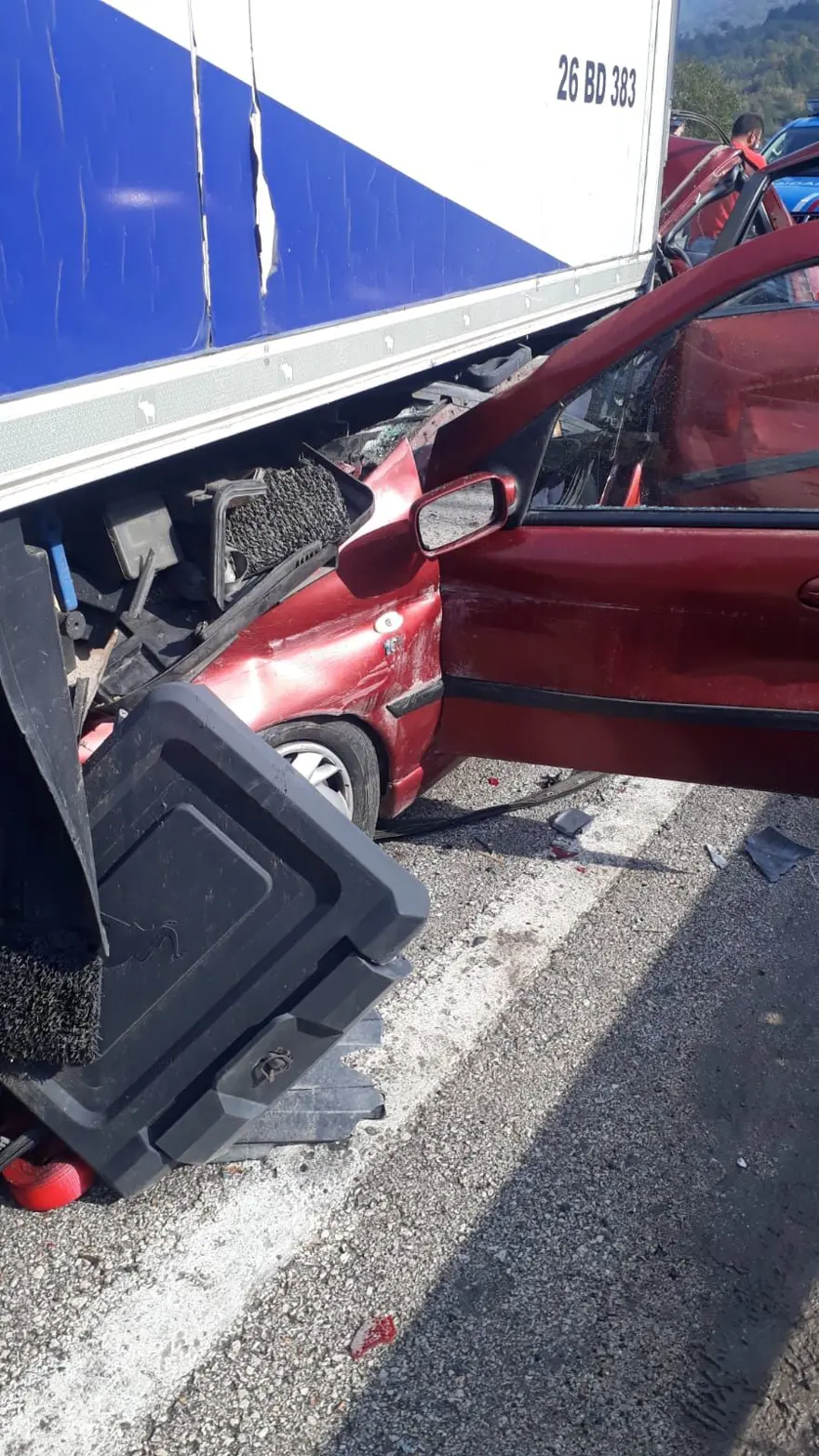 Tokat’ta feci kaza | Otomobil, TIR’a arkadan çarptı: 3 ölü 1 Tokat’ta feci kaza | Otomobil, TIR’a arkadan çarptı: 3 ölü 1