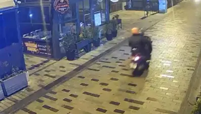 Gece kulübüne haraç saldırısı: Torpil atıp silahla ateş ettiler