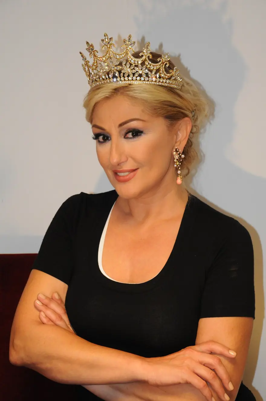 MUAZZEZ ERSOY 44 MUAZZEZ ERSOY 44