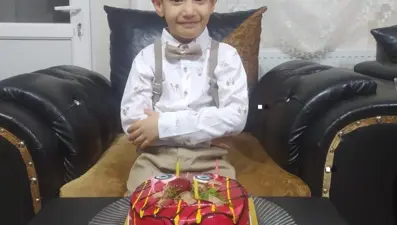 Bagajda saatlerce mahsur kalmıştı: Küçük Zeynal&#x27;dan acı haber