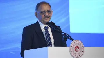 Bakan Özhaseki: Yıl sonuna kadar 200 bin konut teslim edilecek