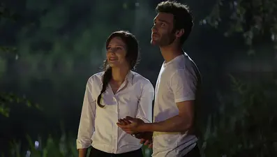 Ateşböceği'nde Sertab Erener rüzgarı (Bahçede)