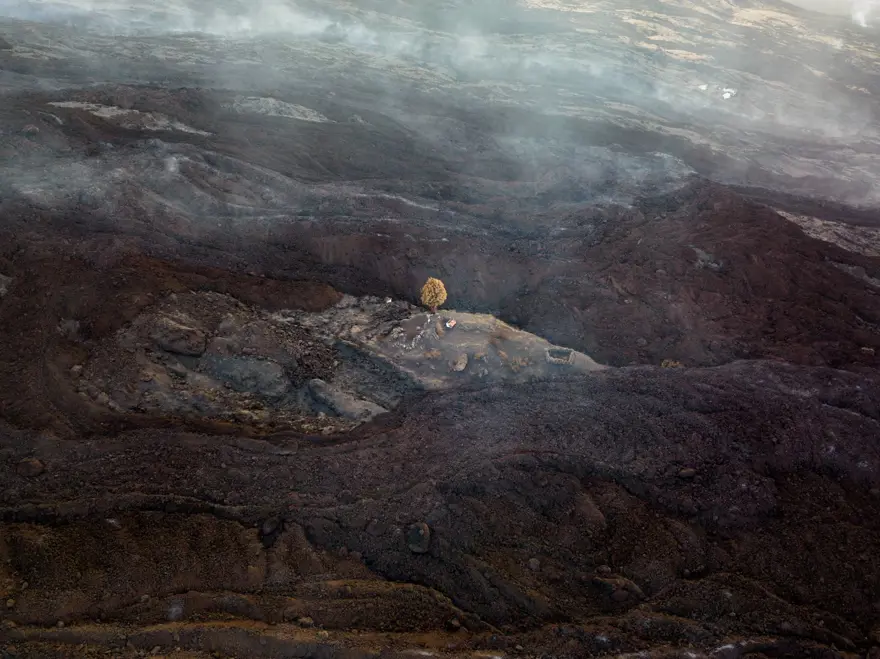 La Palma'daki kabus şiddetini artırdı: Saniyede bir metre hızla ilerleyen lavlar önüne geleni yutuyor 14