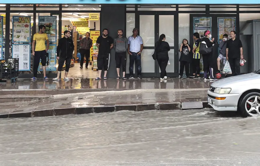 Ankara'daki sel can aldı: Bir ölü, bir kayıp 15