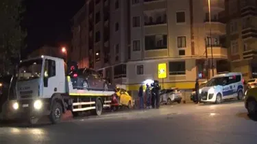 Polisin 'dur' ihtarına uymadılar, kaza yapınca yaya olarak kaçtılar