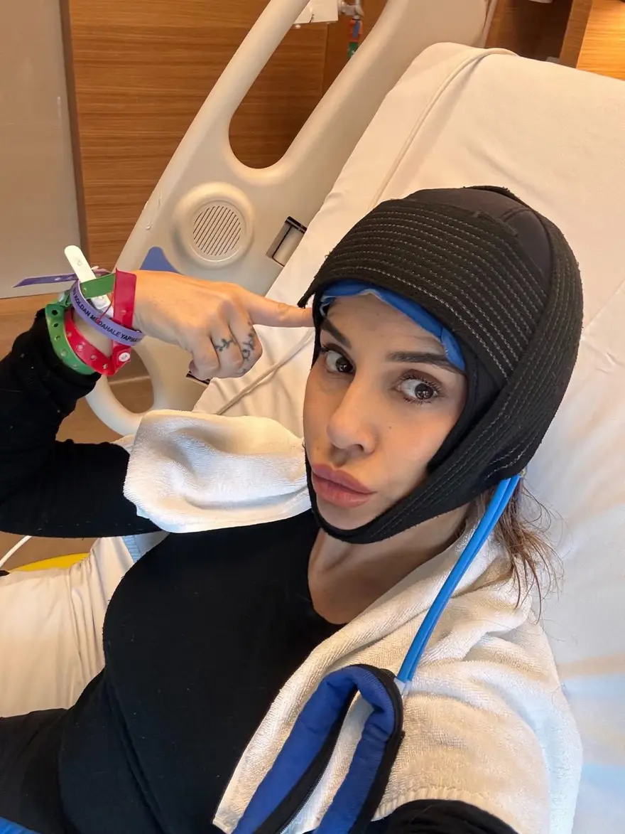 Irmak Ünal kansere yakalandığını açıkladı: Bunun beni yeniden inşa edeceğini bilmiyordum 4 Irmak Ünal kansere yakalandığını açıkladı: Bunun beni yeniden inşa edeceğini bilmiyordum 4