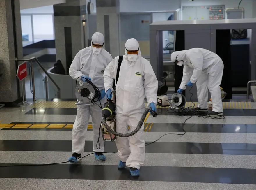 Meclis'te Corona virüs için dezenfeksiyon yapıldı 11