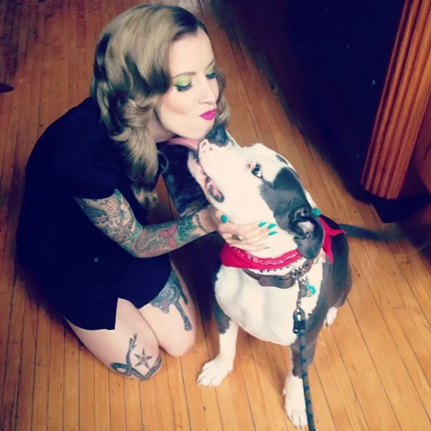 Hayatını kedileri kurtarmaya adadı 12