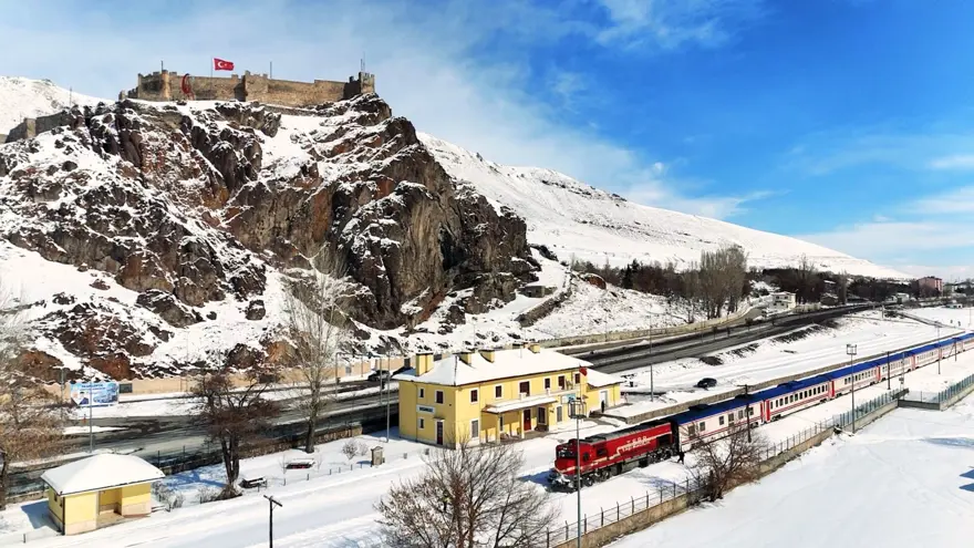 Turistik Doğu Ekspresi ile karlı ovalarda masalsı yolculuk 8