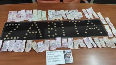 Sivas'ta dilencinin koltuk değneğinden 7 bin lira çıktı