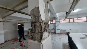 İstanbul'da 24 yıllık binanın kolonları patladı İstanbul'da 24 yıllık binanın kolonları patladı