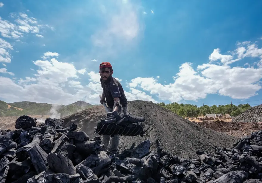 “90 DERECE SICAĞIN İÇİNDE ÇALIŞIYORUZ” 9 “90 DERECE SICAĞIN İÇİNDE ÇALIŞIYORUZ” 9