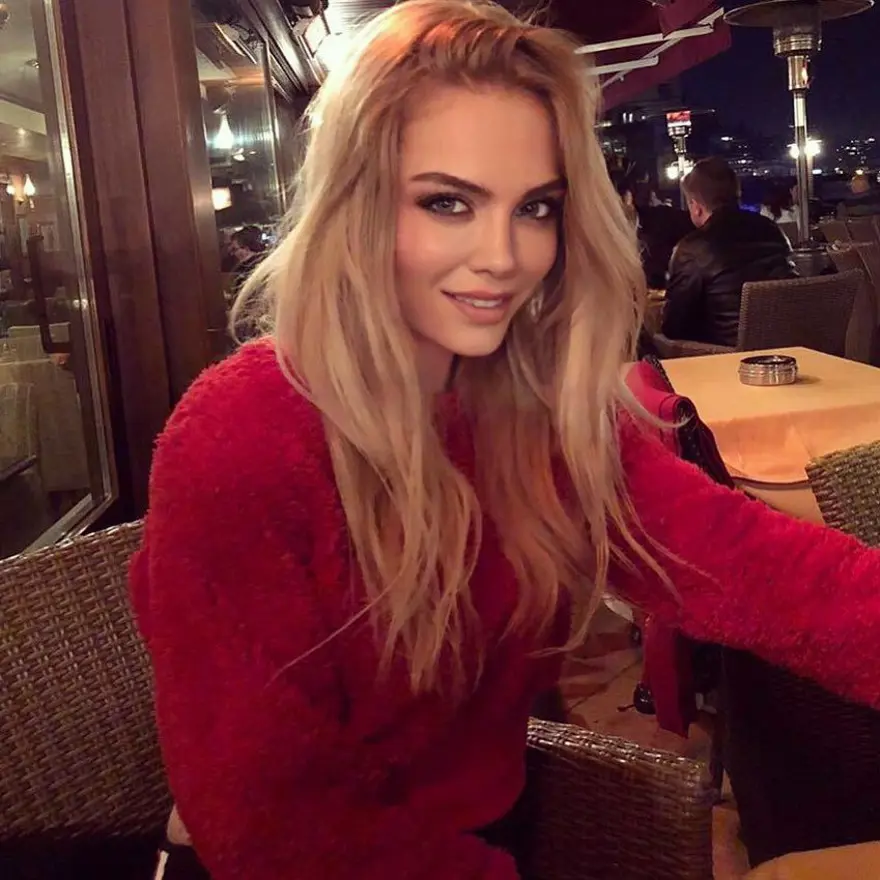 Survivor 2019'da ilk elenen isim belli oldu (Survivor tarihinin en başarılı ve en güzel kadın yarışmacıları) 7