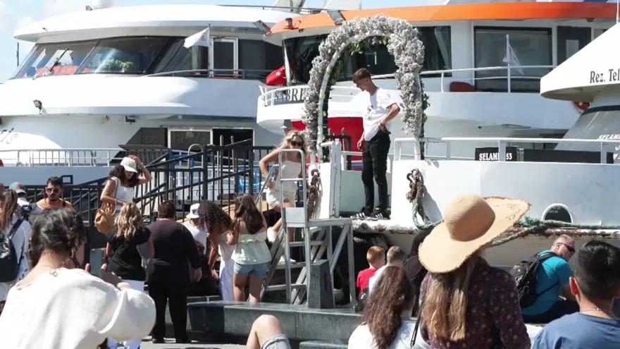 İstanbul’dayabancı turist tarifesi: Eminönü’nde 150, Sultanahmet’te 3 bin 500 lira 1