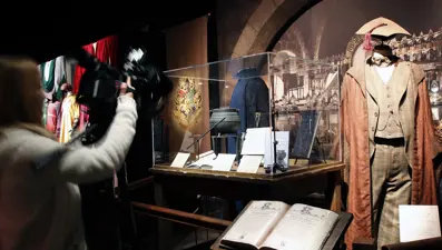 20. yüzyılın en pahalı kurgu kitabı:Felsefe Taşı'nın ilk baskısı