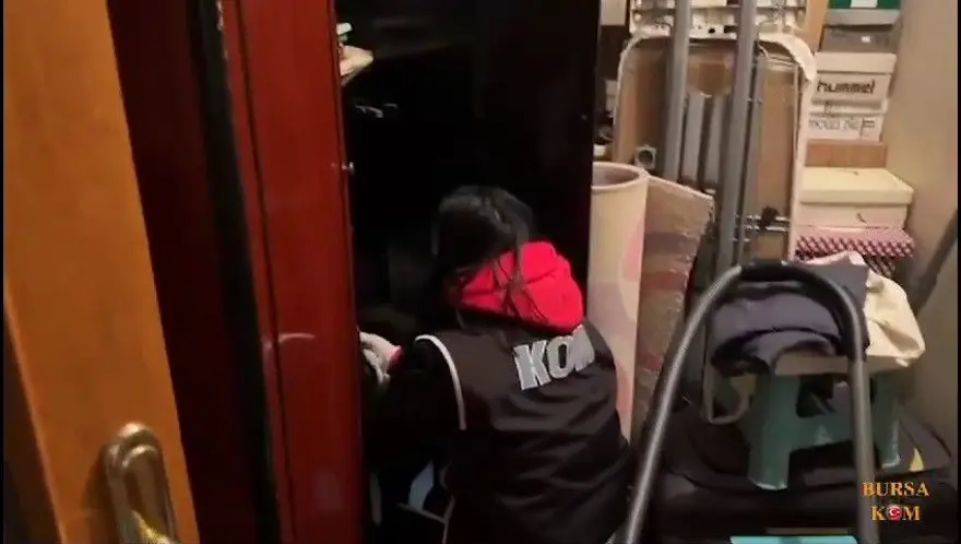 Kredi vaadiyle 20 milyon dolandırdılar: 14 kişi tutuklandı 4