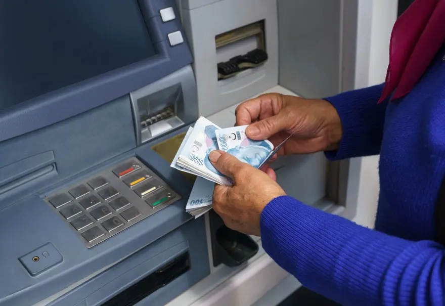 EMEKLİLERE YILBAŞINDA İKRAMİYE VERİLECEK Mİ? 4