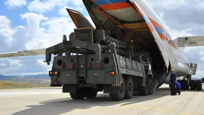 Rusya Hindistan'a S-400 teslimatına 2021'de başlıyor