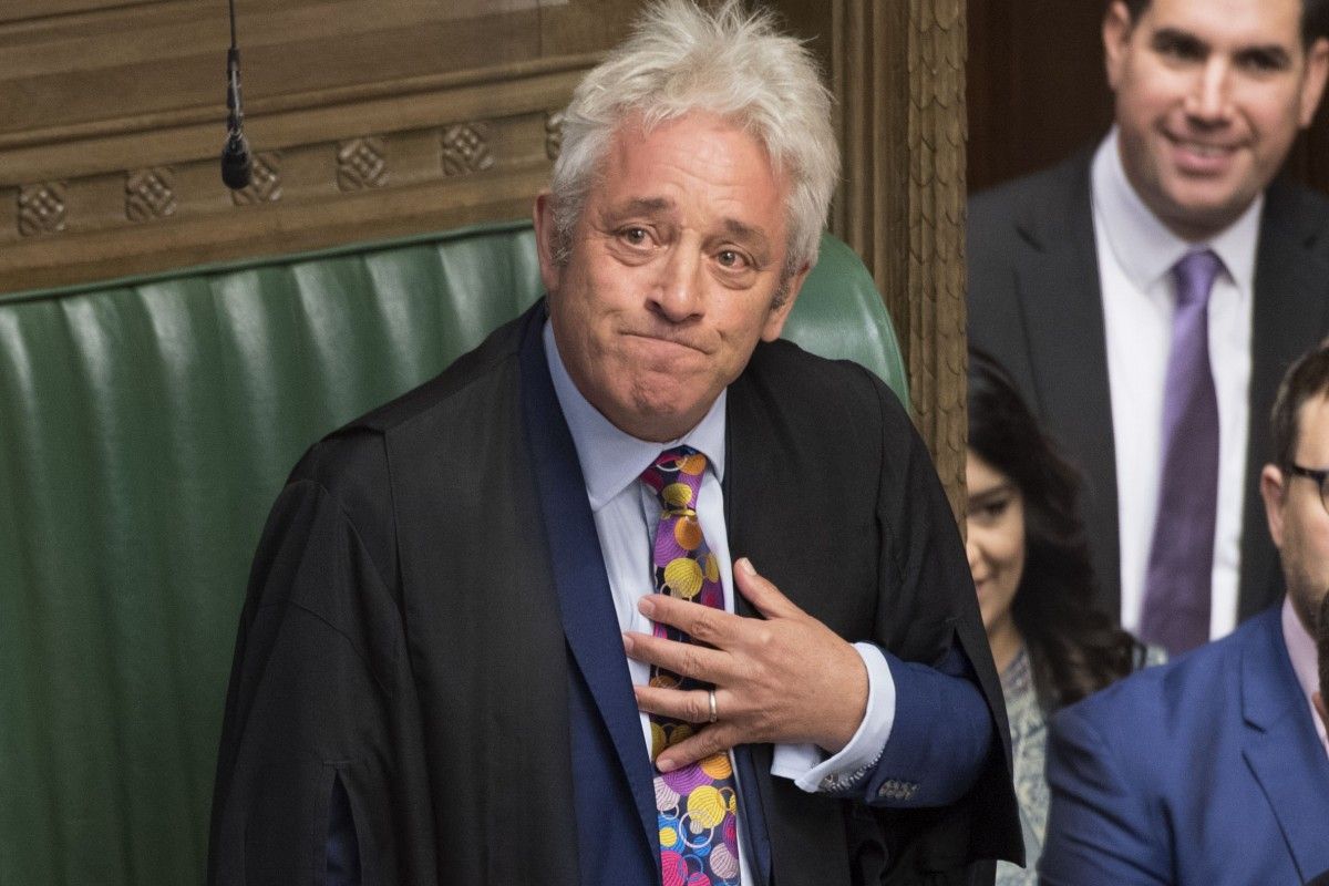 Avam Kamarası Başkanı'nın sesi kısıldı (John Bercow'a nazar değdi)