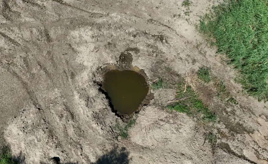 Aşırı sıcaklar Teke Deresi'ni susuz bıraktı Aşırı sıcaklar Teke Deresi'ni susuz bıraktı
