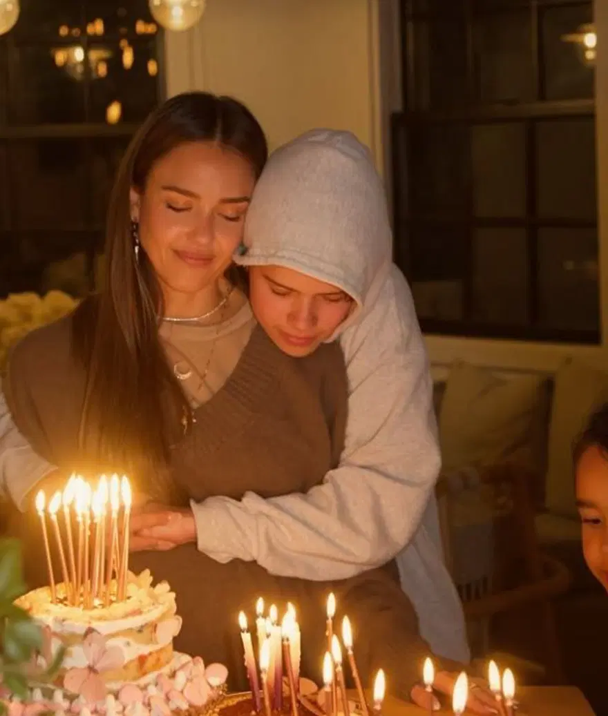 16 yıllık evliliği biten Jessica Alba: Yeni yaşımdan dileğim, sevildiğimi hissetmek 1 16 yıllık evliliği biten Jessica Alba: Yeni yaşımdan dileğim, sevildiğimi hissetmek 1