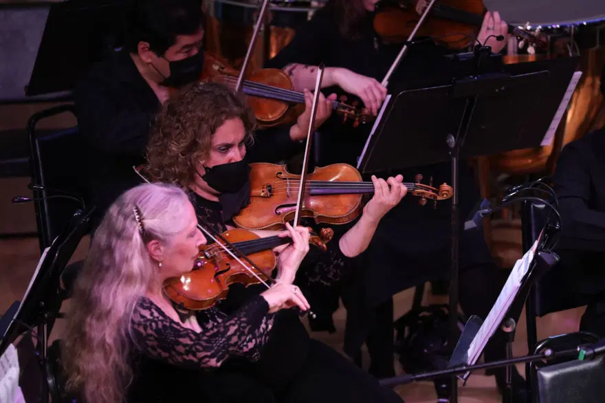 Yunus Emre Enstitüsü'nden Los Angeles Amerikan Yahudi Üniversitesi'nde konser 15