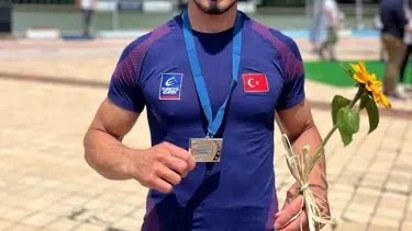 Halil Kaan Köroğlu, Dünya Kürek Şampiyonası'nda yarışacak!