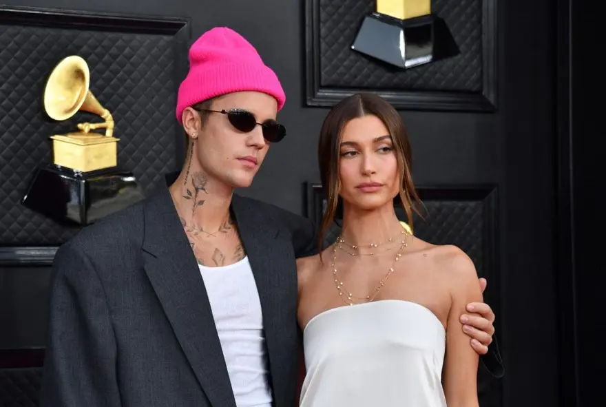 Hailey Bieber: Justin'i Selena Gomez'den çaldın dediler 1