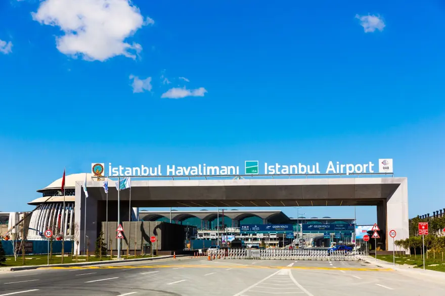 KARACAAHMET'TE HÜZÜN, HAVALİMANINDA VUSLAT 7