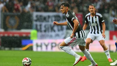Beşiktaş'tan Mustafa Hekimoğlu için sakatlık açıklaması