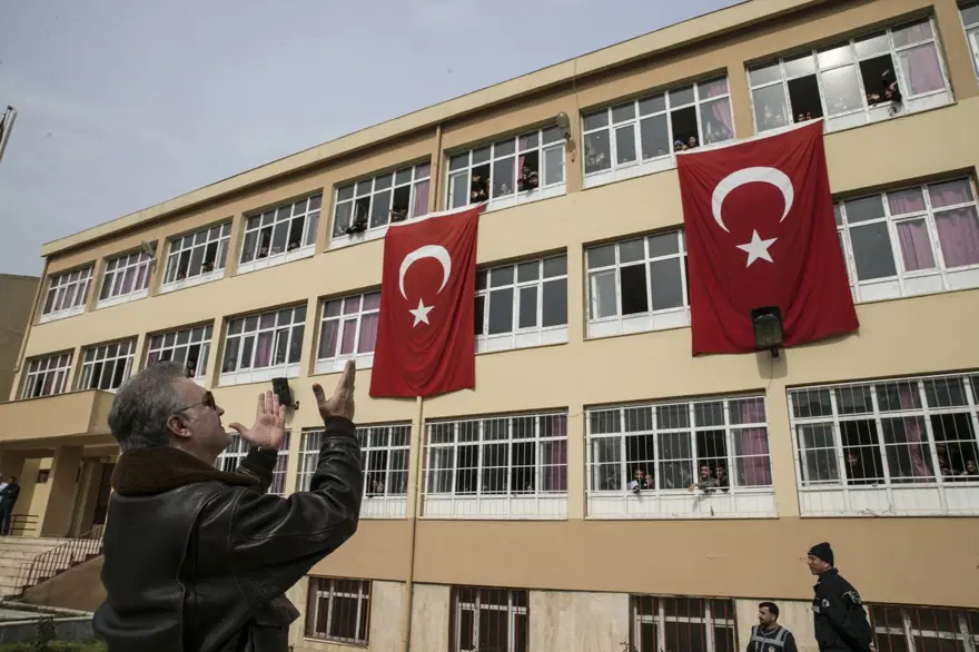 Sanatçılar, Zeytin Dalı Harekatı'na destek için Suriye sınırına gitti 33