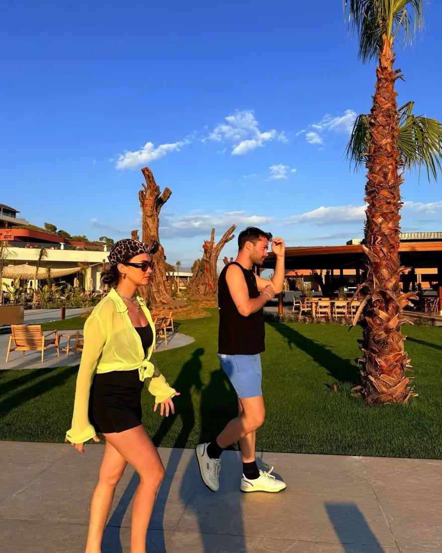 Oyuncu Hande Soral'dan mutlu aile pozları 2