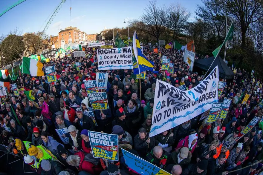 İrlanda'da protestosu 24