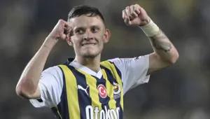 Napoli'nin ekibi Szymanski'yi izlemeye geliyor