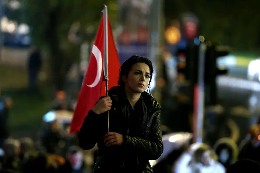 Taraftarlar Beşiktaş'taki saldırıları protesto etmek için yürüdü 11