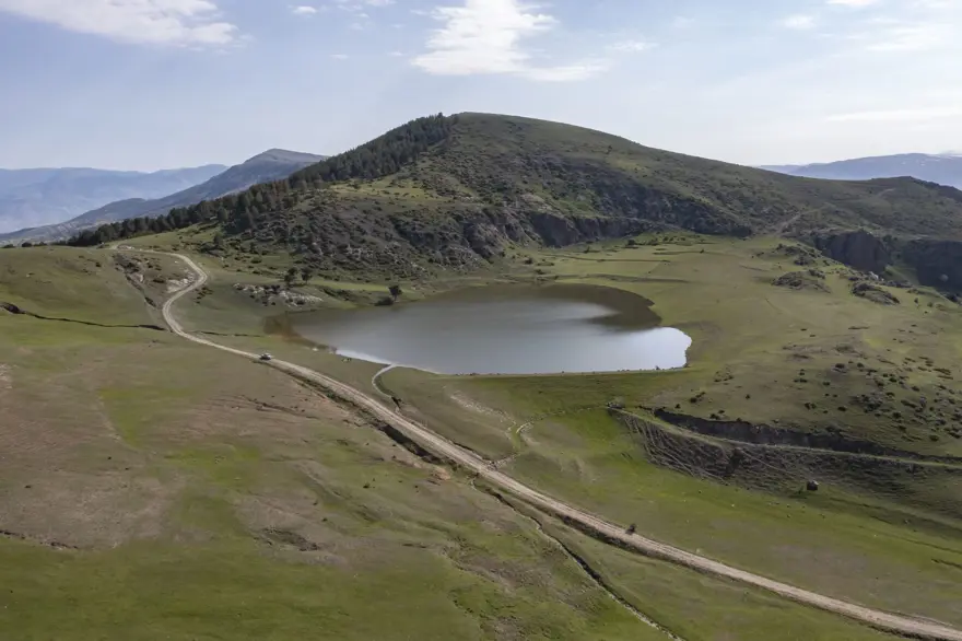 Erzurum'un ilçeleri ilkbahar güzelliğiyle fotoğraf tutkunlarını ağırlıyor 12