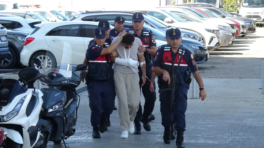 ADLİYEYE SEVK EDİLDİ 3