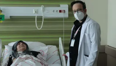 58 yaşındaki kadın yapay akciğer ile hayata tutundu