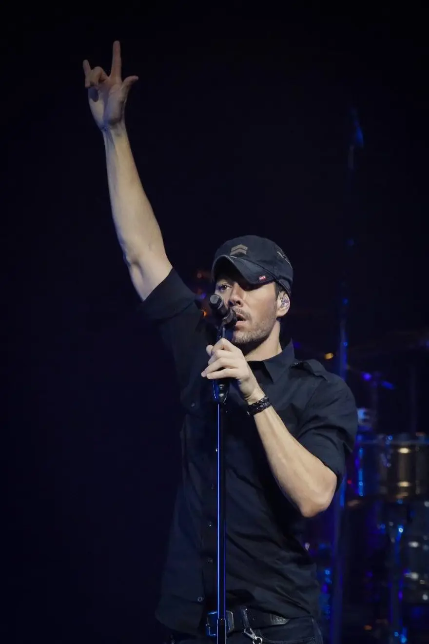 LATİN POP'UN KRALI OLDU 5