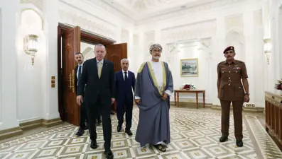 Cumhurbaşkanı Erdoğan Umman Sultanı Tarık ile bir araya geldi